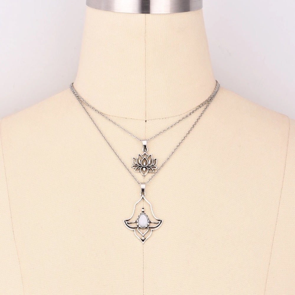 New Silver Lotus Flower Boho Necklace - Picture 1 of 5